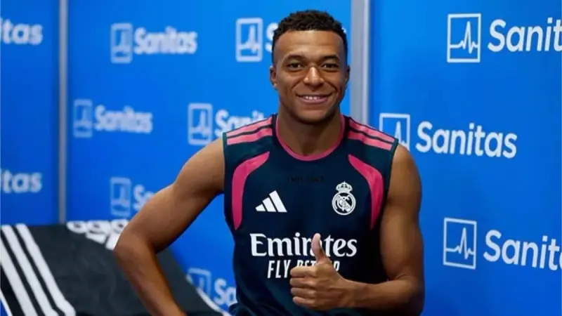 مبابي ينهي عطلته الطويلة ويلتحق بتدريبات ريال مدريد