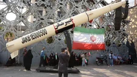 تحرك قطري لاحتواء التصعيد بين واشنطن وطهران