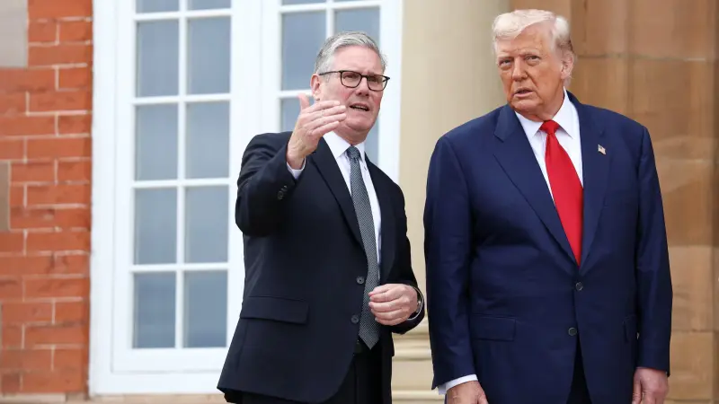 ترامب وستارمر يبحثان هاتفيا المستجدات في المنطقة