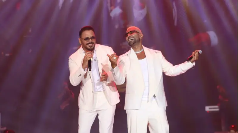 رامي عياش يفاجئ أحمد سعد على المسرح في حفل بيروت
