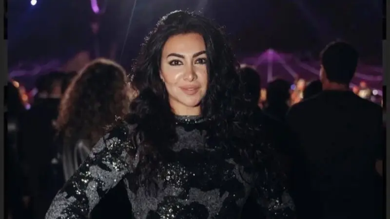 بعد تصدرها التريند.. حقيقة خطوبة ميرهان حسين ودكتور تامر سليم