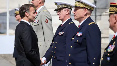 related_news_inside_blogsماكرون يفتح خزائن الاستعمار.. إقرار قانون إعادة الآثار المنهوبة إلى إفريقيا