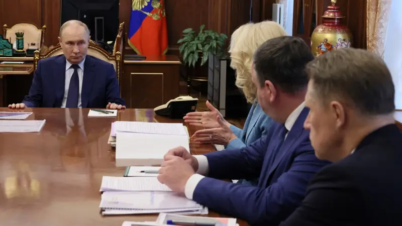 فيديو - "ستصبحون وقودًا للمدافع".. روسيا تدقّ طبول حرب جديدة