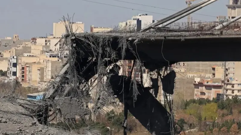 المشهد باختصار: "بنك أهداف" أميركا في إيران.. والحر يقتل 12 ألف شخص بأوروبا