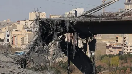 المشهد باختصار: "بنك أهداف" أميركا في إيران.. والحر يقتل 12 ألف شخص بأوروبا