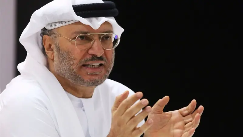 قرقاش: الأداء الاقتصادي لدولة الإمارات قصة نجاح ملهمة