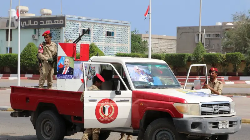 فيديو - مصدر يمني لـ"المشهد": لا حلول خارج إرادة الشارع الجنوبي