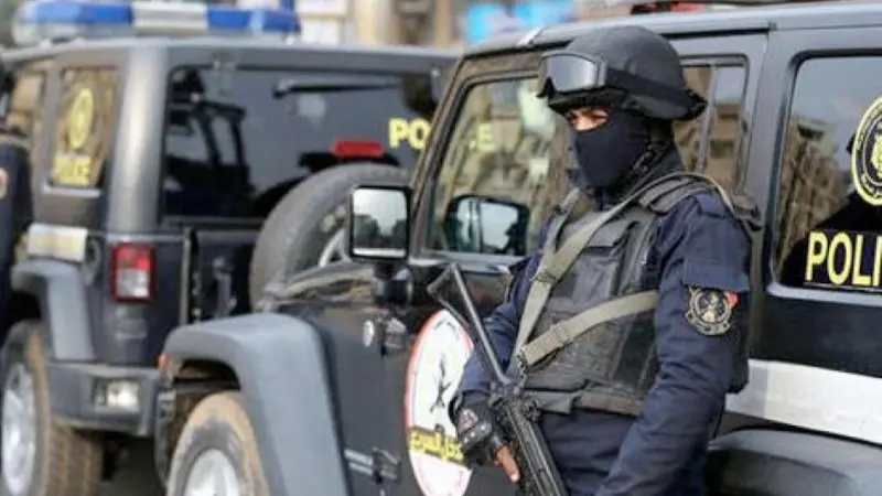 فتاة تموت جوعا في صعيد مصر.. ما علاقة والدها؟