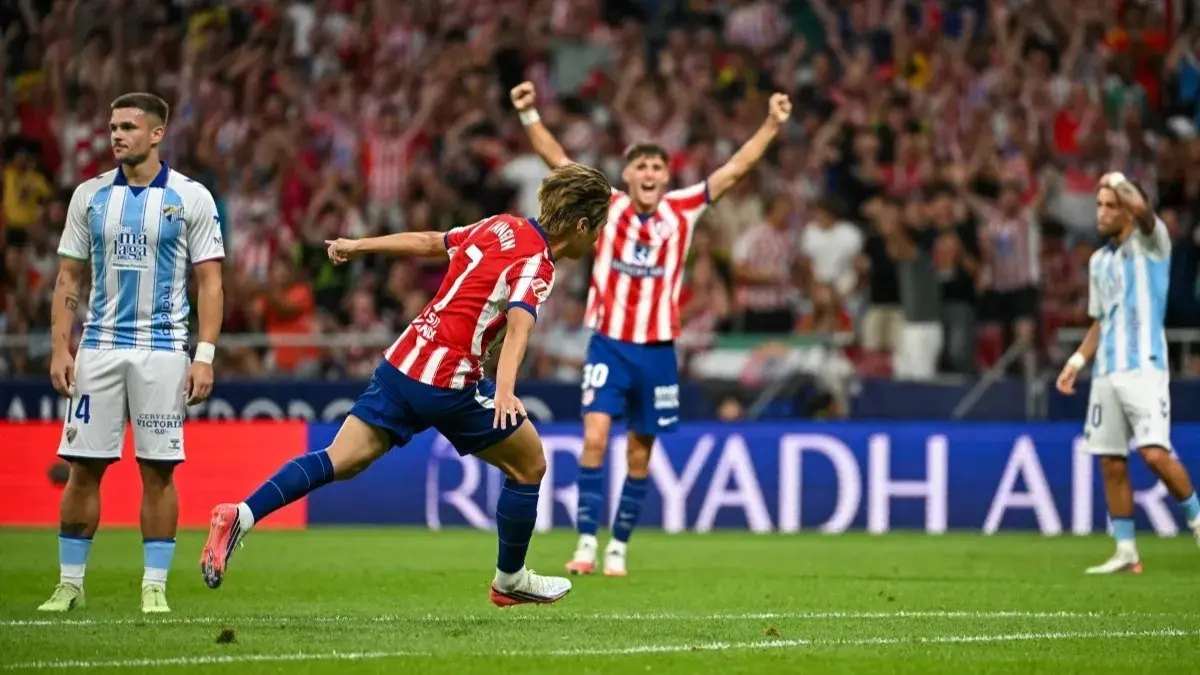 بدلاء أتلتيكو مدريد حسموا المواجهة أمام ملقا (أ ف ب) بدلاء أتلتيكو مدريد حسموا المواجهة أمام ملقا (أ ف ب)