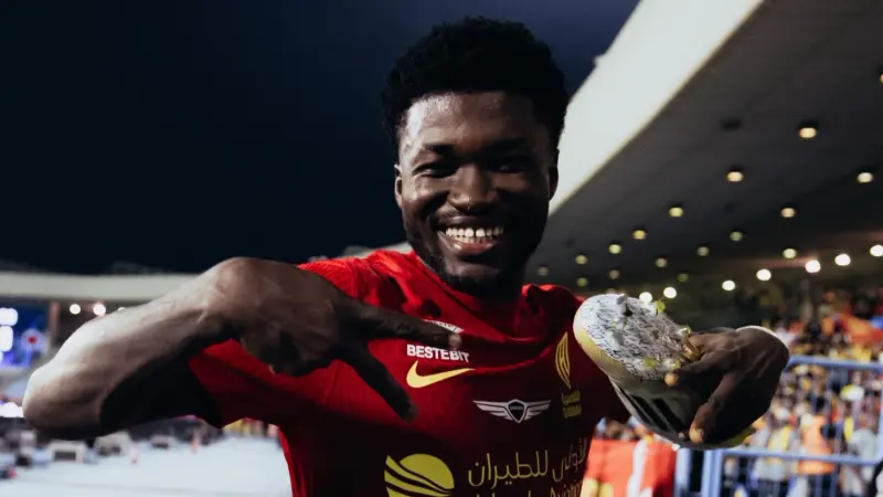 نتائج مباريات اليوم في الدوري السعودي.. القادسية يكتسح الخلود برباعية