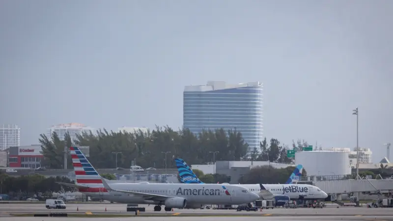 أميركا تستأنف رحلات الطيران التجاري إلى فنزويلا بعد 7 سنوات