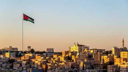 الأردن.. إسقاط 8 صواريخ إيرانية وبيان عاجل من السفارة الأميركية