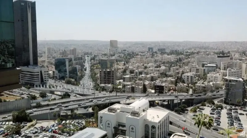 بعد كتل هوائية حارة في الأردن.. ما هو طقس الأيام المقبلة؟