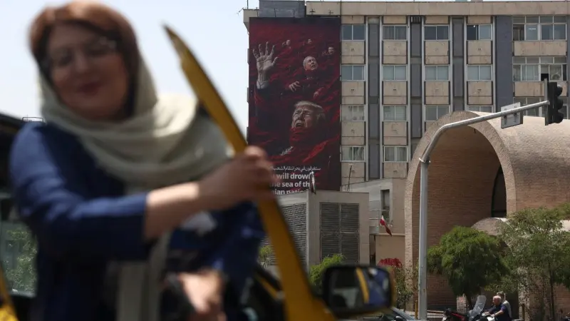 تقرير: ترامب عالق في مضيق هرمز والخروج يمر عبر هذا المقترح