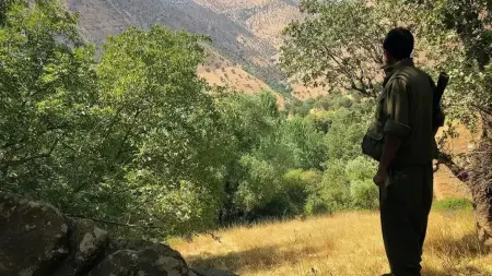 تصعيد في غرب إيران.. حزب كردي يهدّد بالرد على هجمات الحرس الثوري