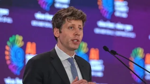 إلقاء قنبلة حارقة على منزل رئيس شركة "أوبن ايه آي" بكاليفورنيا