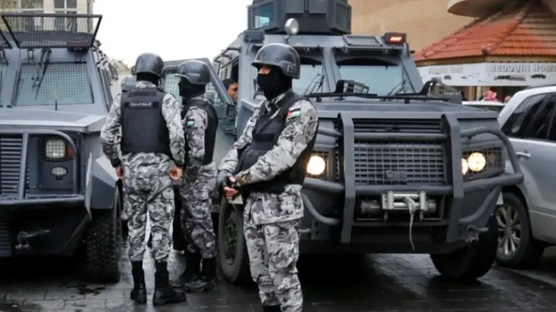 فيديو - العثور على ثاني مخزن للمتفجرات في الأردن