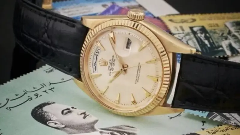 بمبلغ صادم.. بيع ساعة جمال عبد الناصر في المزاد