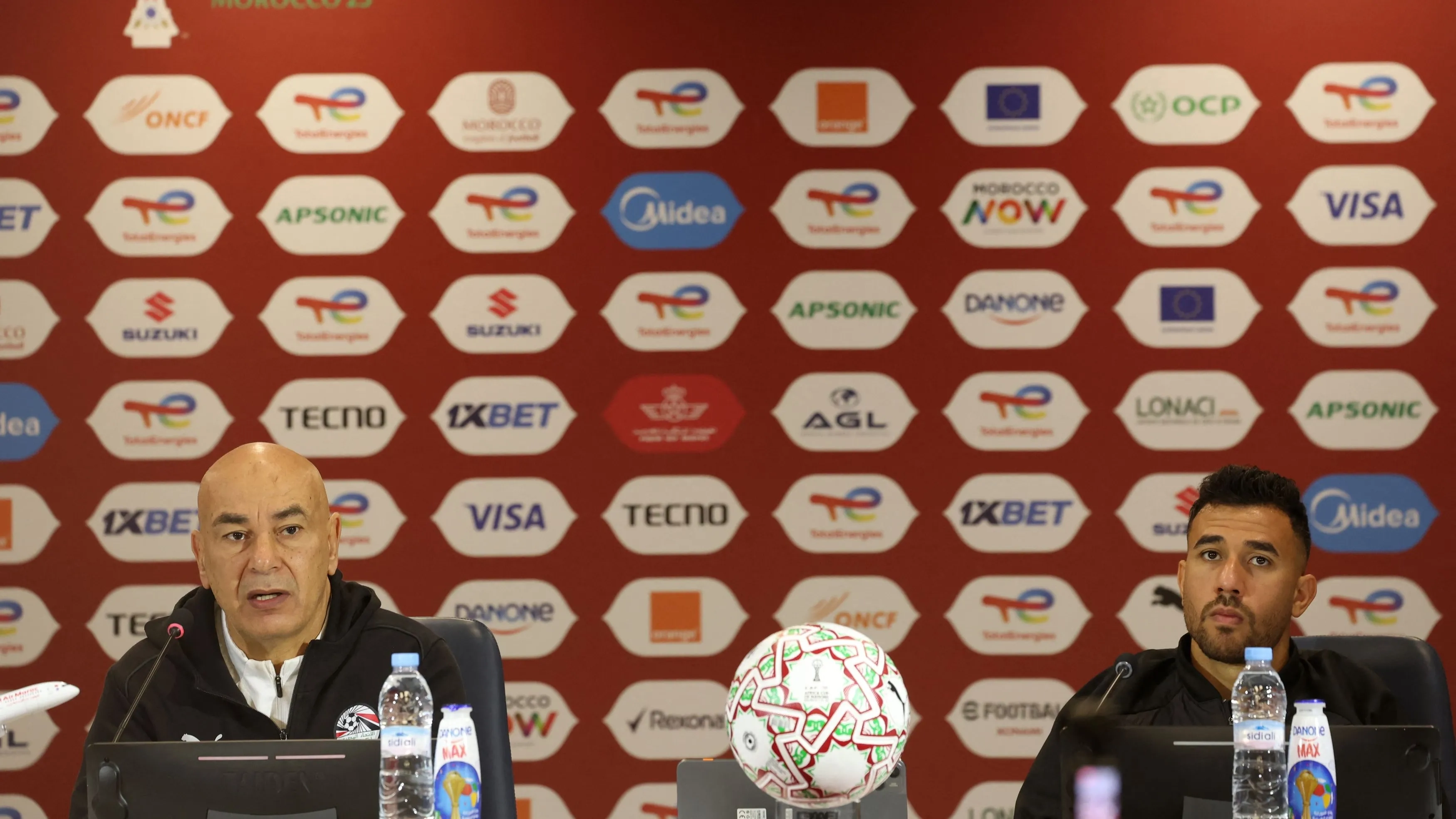 حسام حسن يعلن تشكيلة منتخب مصر لمواجهة السنغال 