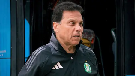 related_news_inside_blogsفريق مفاجأة.. حسام البدري مرشح للعودة إلى الدوري المصري