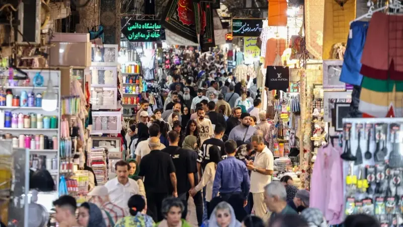 لا كهرباء ولا مياه.. الأزمات الداخلية تعصف بالنظام الإيراني