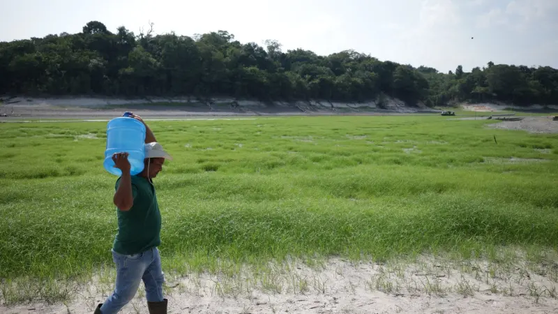 دراسة: ندرة الماء تجعل البشر يفكرون بشكل أفضل