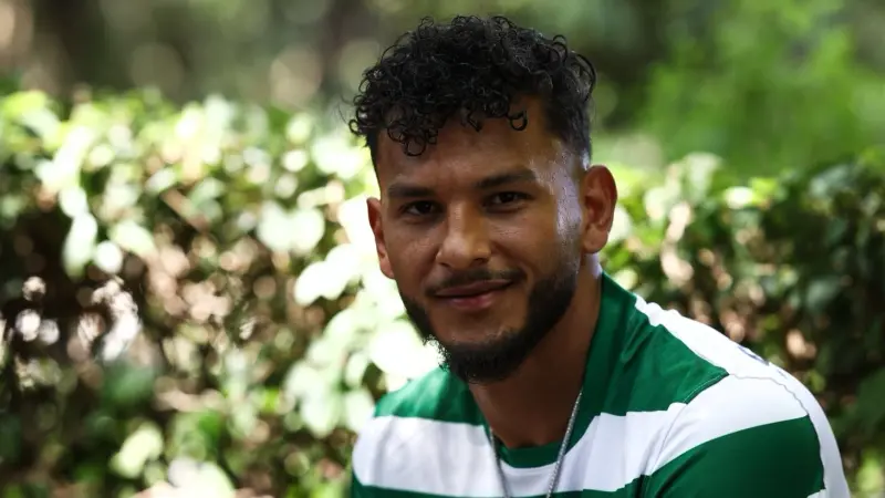 خليفة جيوكيريس في سبورتينغ لشبونة.. من هو لويس خافيير سواريز؟