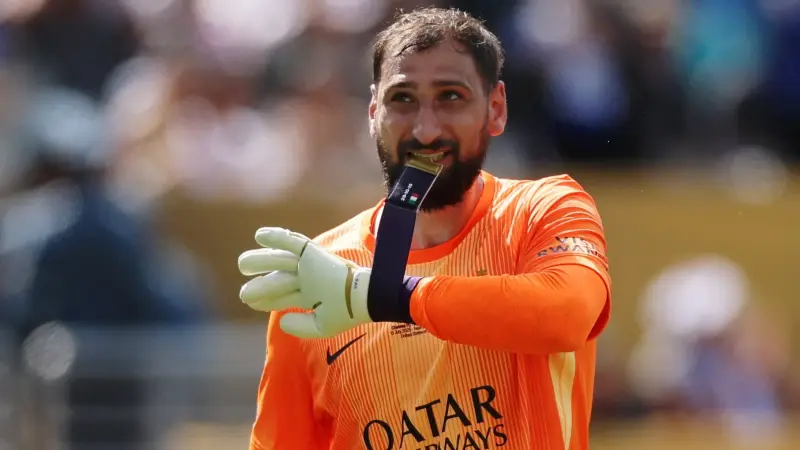 مانشستر سيتي يتفق مع باريس سان جيرمان للتعاقد مع دوناروما