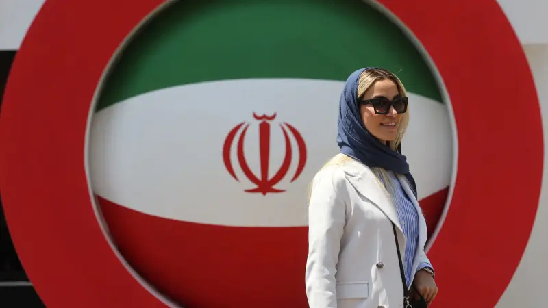 إيران تُحاكم صحفيين بسبب تقارير عن التحرش في سجونها