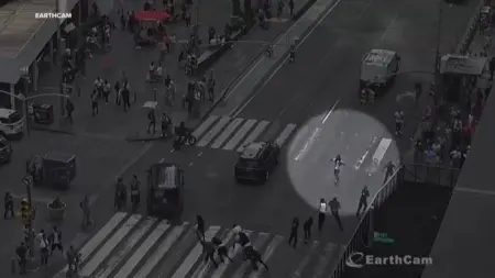 related_news_inside_blogsفيديو - كرّ وفرّ في نيويورك بعد إطلاق نار كثيف في تايمز سكوير