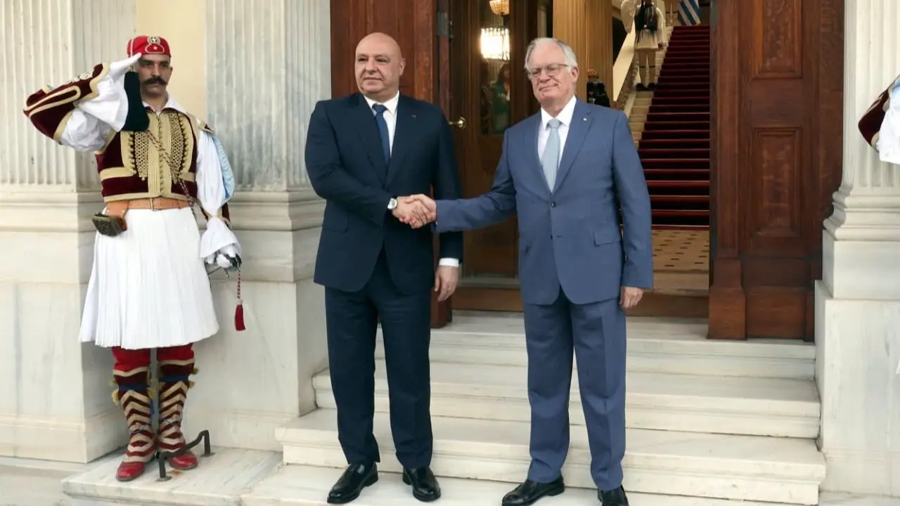 عون: أي اضطراب في لبنان سيكون له انعكاسات سلبية واسعة على المنطقة وأوروبا عون: أي اضطراب في لبنان سيكون له انعكاسات سلبية واسعة على المنطقة وأوروبا