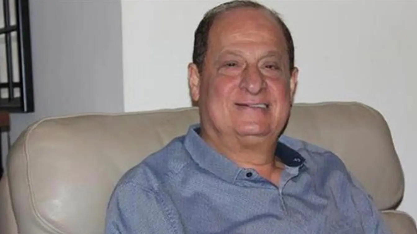 هاني مهنا يغادر المستشفى بعد تحسن حالته الصحية هاني مهنا يغادر المستشفى بعد تحسن حالته الصحية