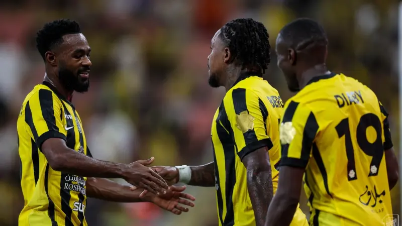 نتيجة وملخص مباراة الاتحاد ضد الفتح.. العميد ينفرد بصدارة الدوري السعودي