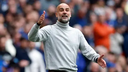 غوارديولا يحرم لاعبي مانشستر سيتي من احتفال خاص بعد التتويج بكأس الاتحاد الإنجليزي