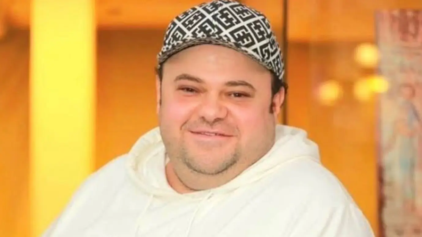 مدحت تيخا يتصدر المشهد بعد بلاغ ضد منتج شهير مدحت تيخا يتصدر المشهد بعد بلاغ ضد منتج شهير