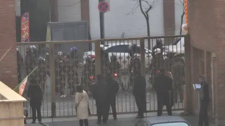 related_news_inside_blogsإيران توجه تحذيرات شديدة اللهجة للمتظاهرين