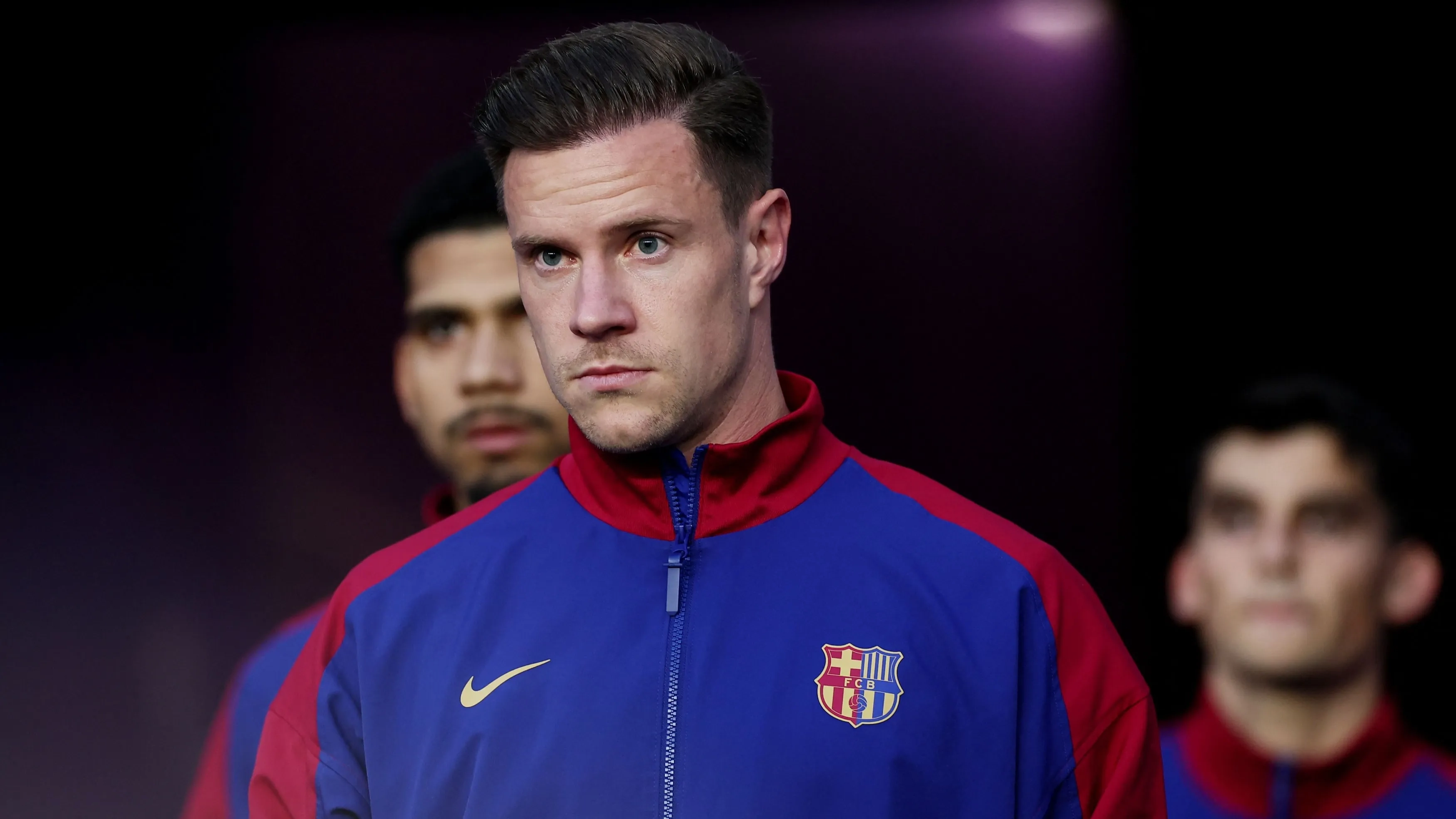 خطوة واحدة تفصل تير شتيغن من الرحيل عن برشلونة 