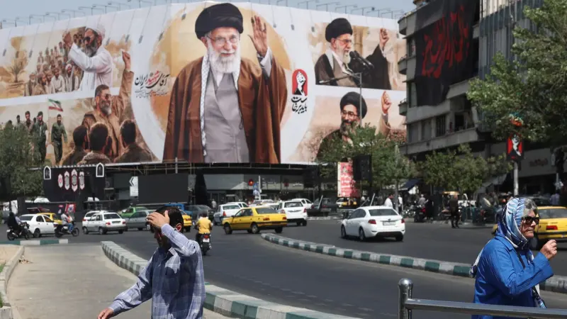 المشهد باختصار: خطة أميركية إسرائيلية لضرب إيران.. والديمقراطيون يصعدون ضد ترامب