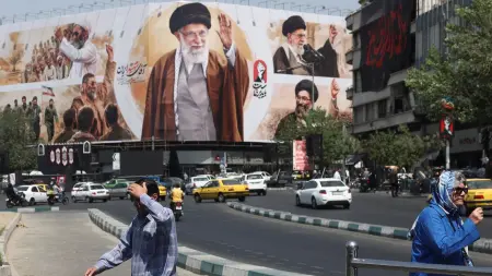 المشهد باختصار: خطة أميركية إسرائيلية لضرب إيران.. والديمقراطيون يصعدون ضد ترامب