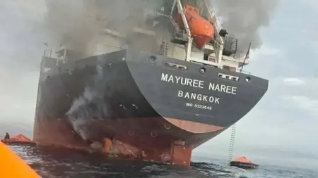 المشهد باختصار: نيران في مضيق هرمز.. وأبو عبيدة يظهر مجدداً