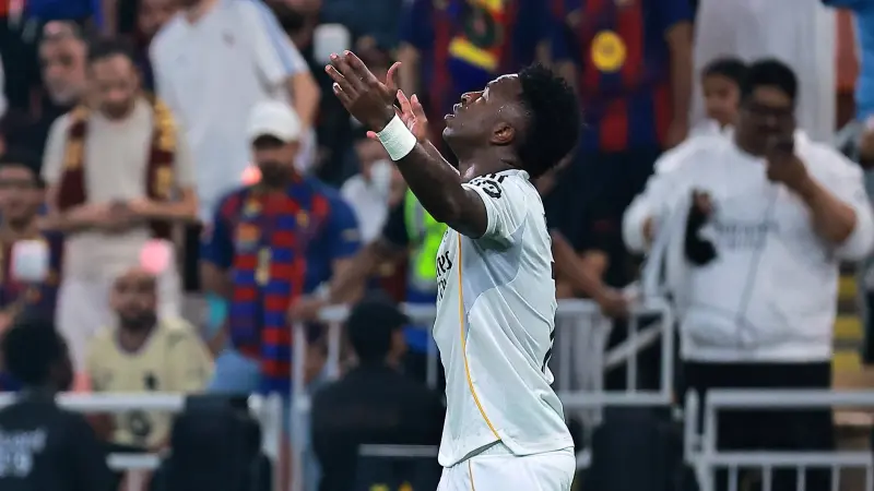 بث مباشر - مباراة ريال مدريد ضد برشلونة في نهائي كأس السوبر الإسباني 2026 لحظة بلحظة