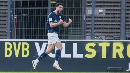 related_news_inside_blogsعلى وشك أن تتم.. من هو الفلسطيني محمد محمود مهاجم الأهلي المصري الجديد؟