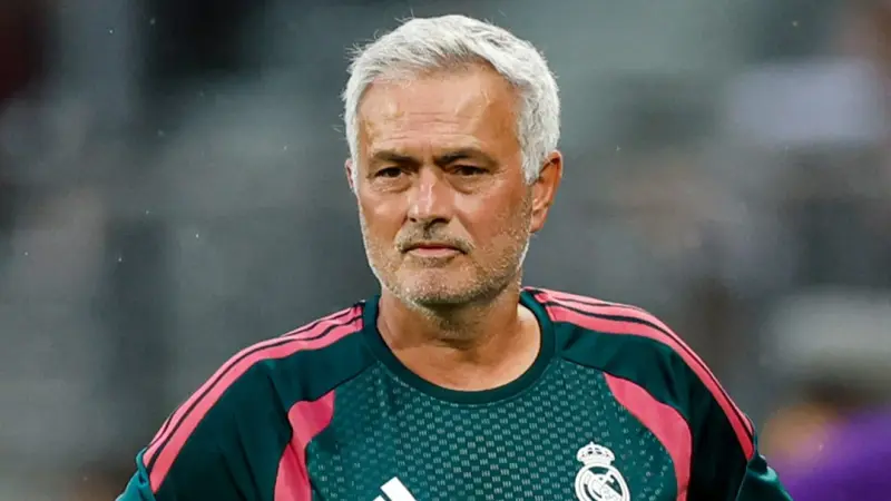 مورينيو يتحدث عن 3 وجوه من ريال مدريد ظهرت أمام فيورنتينا