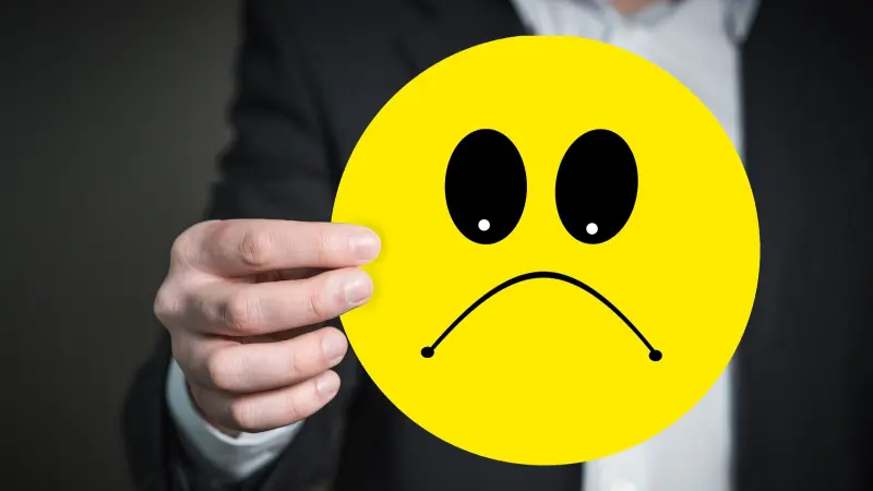 ليست مجرد رموز.. الإيموجي تُحفّز الدماغ مثل تعابير الوجه