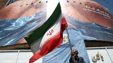 related_news_inside_blogsأخبار حرب إيران مباشر.. تفاؤل أميركي باتفاق "رائع" مع طهران