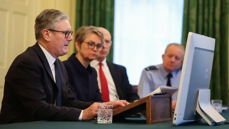 ستارمر: سنمنح كييف صواريخ إضافية لدعم دفاعاتها الجوية