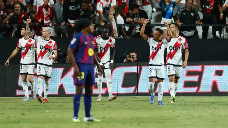 الدوري الإسباني - برشلونة يفلت بنقطة التعادل أمام رايو فاليكانو