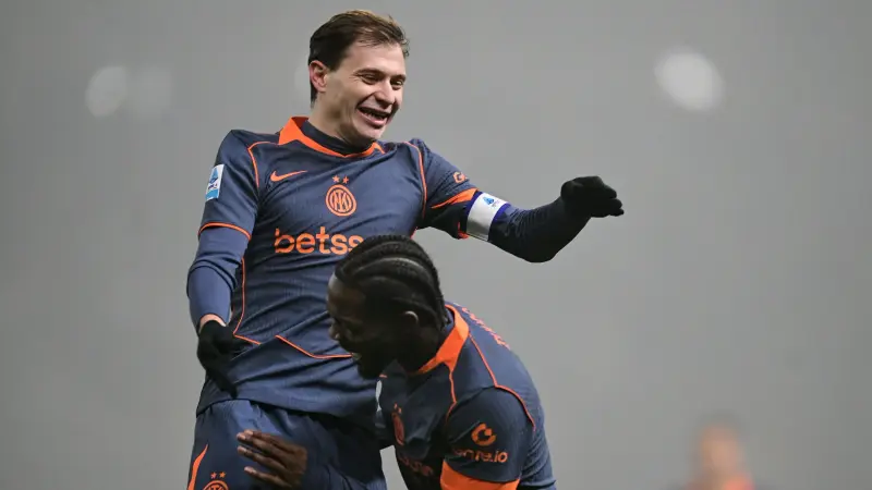 القنوات الناقلة لمباراة إنتر ميلان ضد نابولي اليوم في الدوري الإيطالي مع الموعد والتشكيلة