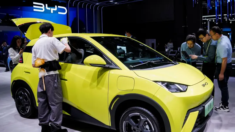 BYD تتلقى ضربة قوية تهبط بأسهم الشركة 8%.. ماذا حدث؟