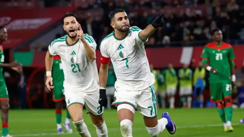 القنوات الناقلة لمباراة الجزائر ضد الكونغو الديمقراطية اليوم في كأس أمم إفريقيا 2025 مع الموعد